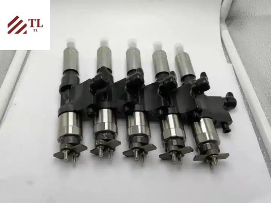 095000-5470 095000-5473 095000-5474 DENSO ISUZU 4HK1 6HK1 4D5C NPR FVR用の燃料注入器