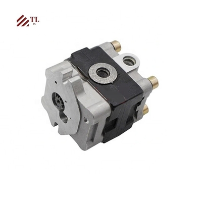- PVD-2B-40 掘削機 パイロットポンプ 水力主ポンプ PVD-2B-40 ギアポンプ 172459-73511