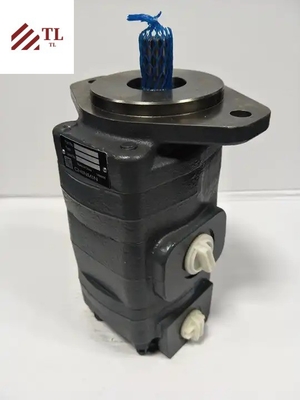 14537295 14525545 D12d用の掘削機パイロットポンプ 掘削機ギアポンプ EC360B EC460B部品